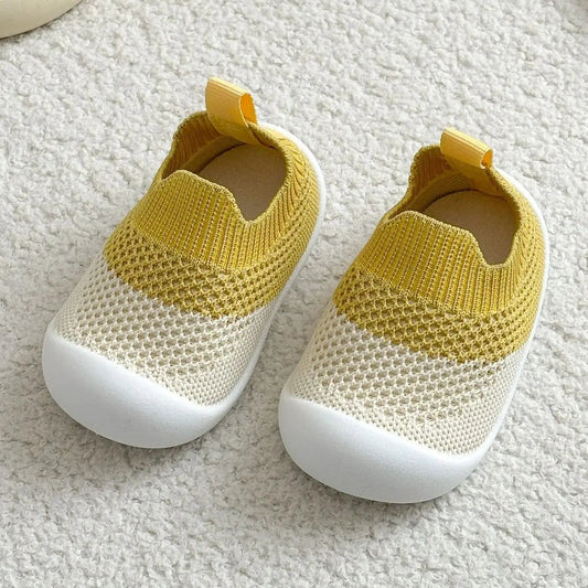 Baby & Toddler Shoes – Soft Knit Lightweight Non-Slip Pre-Walker Shoes (0–4Y)